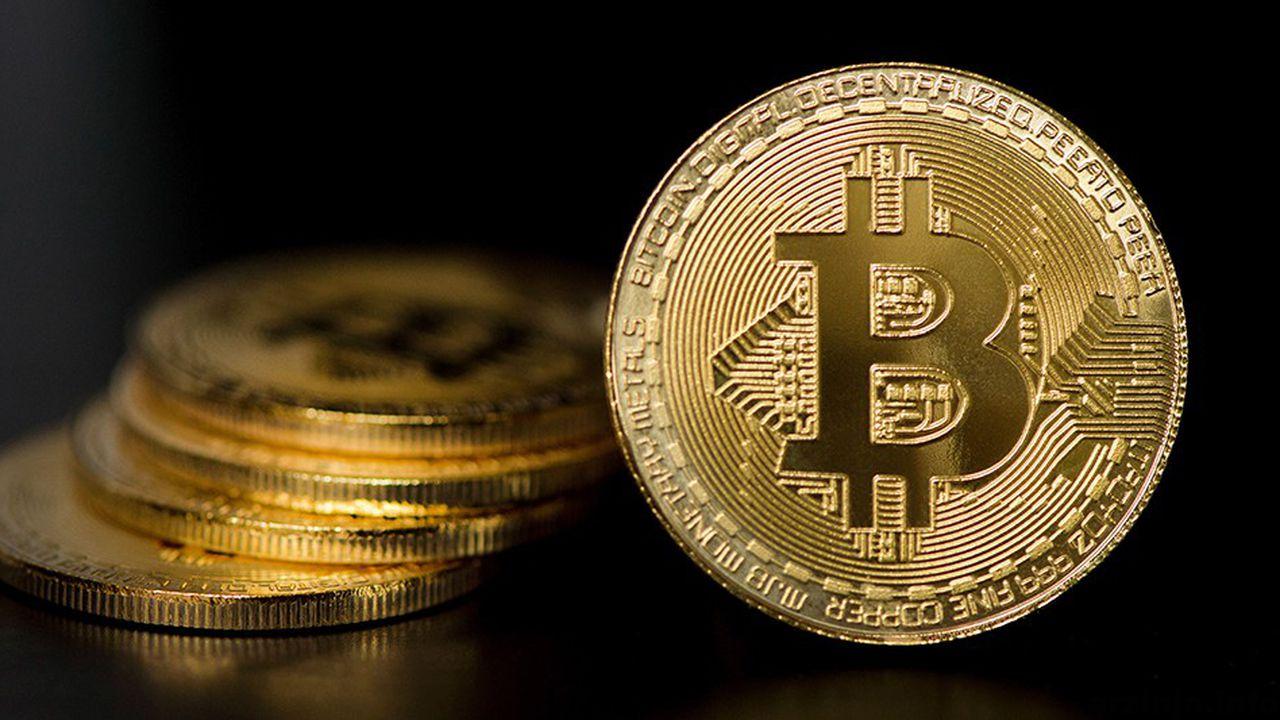 آیا این بار هم قیمت بیت کوین به زیر 12 هزار دلار بر میگردد؟