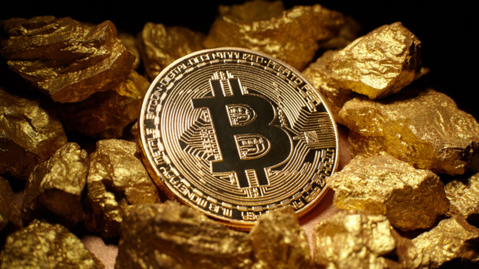 طلا بخریم یا بیت کوین